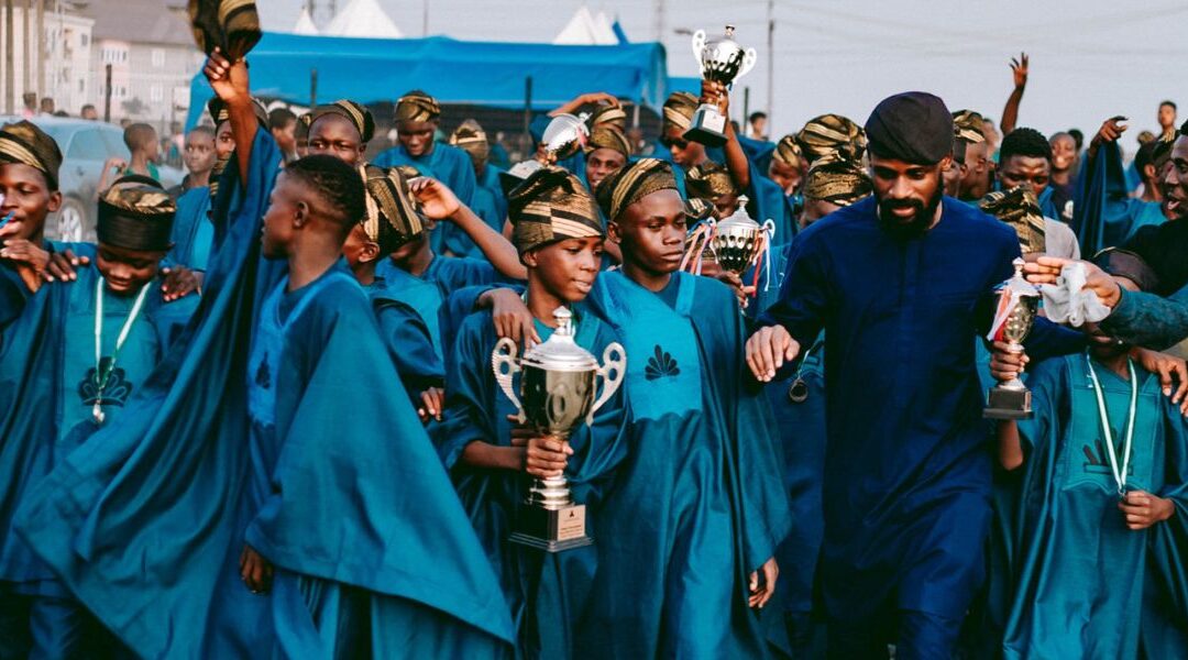 Tunde Onakoya Recieves  Heroic Welcome in Nigeria After Smashing Guinness World Record